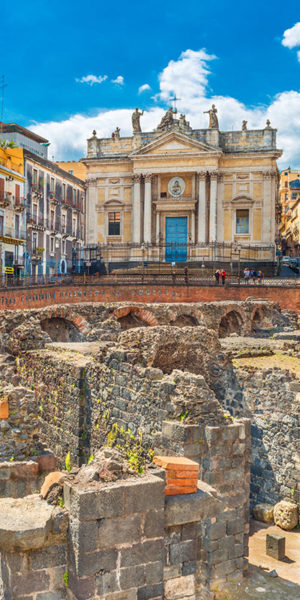 Vista delle rovine dell'anfiteatro di Catania